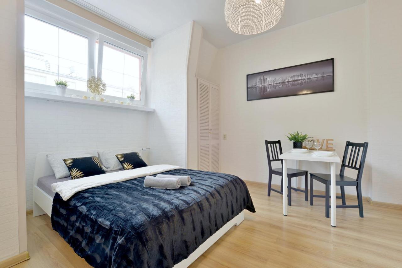 Appartement Sonya à Wrocław Extérieur photo